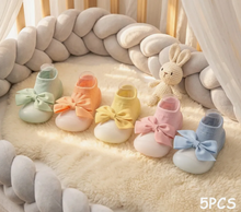 Cargar imagen en el visor de la galería, Bolsita 5 moñitos (niña 6-24meses)