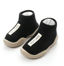 Cargar imagen en el visor de la galería, Botita negra Unisex